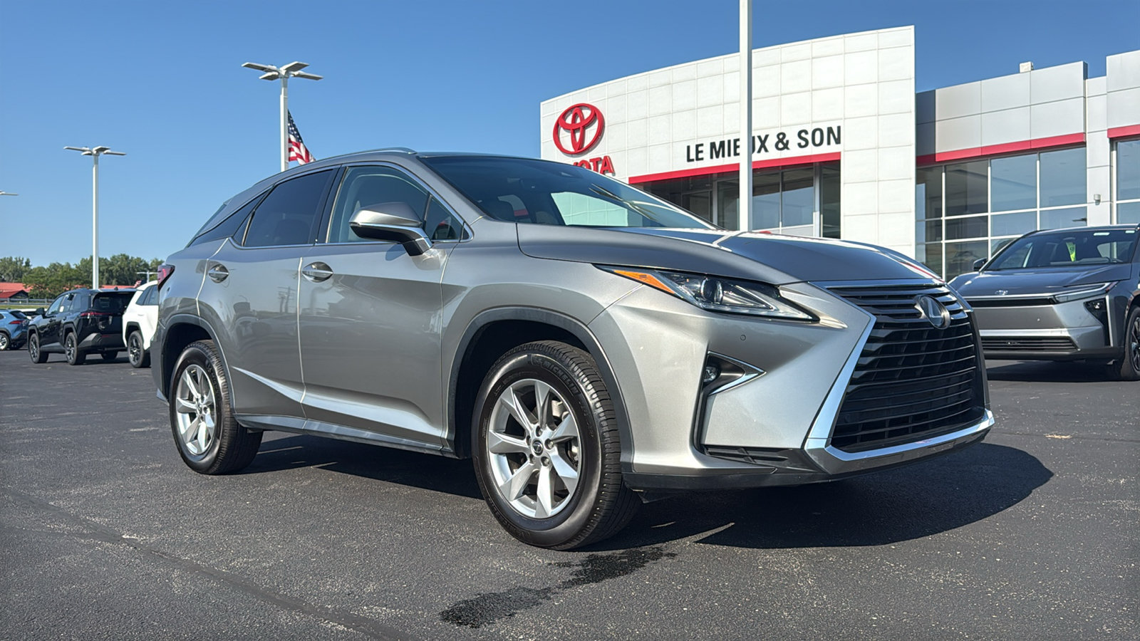 Used 2019 Lexus RX 350 AWD w/ Navigation Package image 1