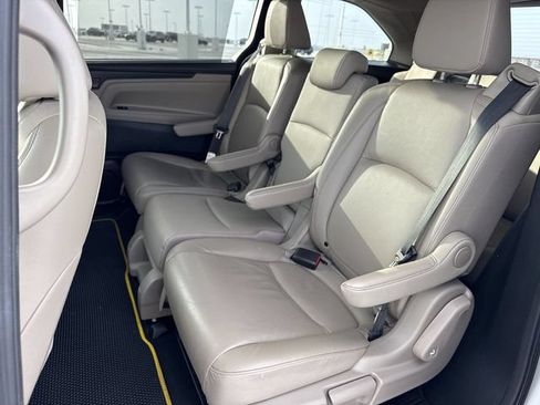 Used 2023 Honda Odyssey EX-L image 23