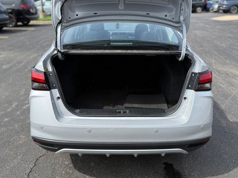 Used 2025 Nissan Versa SV image 21