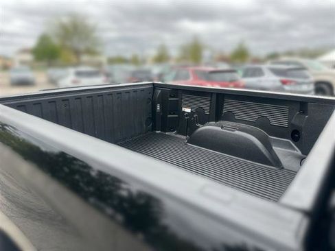 Certified 2025 Chevrolet Silverado 1500 LT AWD/4WD image 42