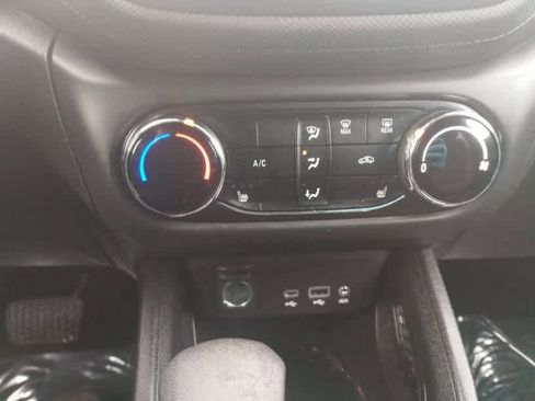 Used 2023 Chevrolet TrailBlazer LT image 26