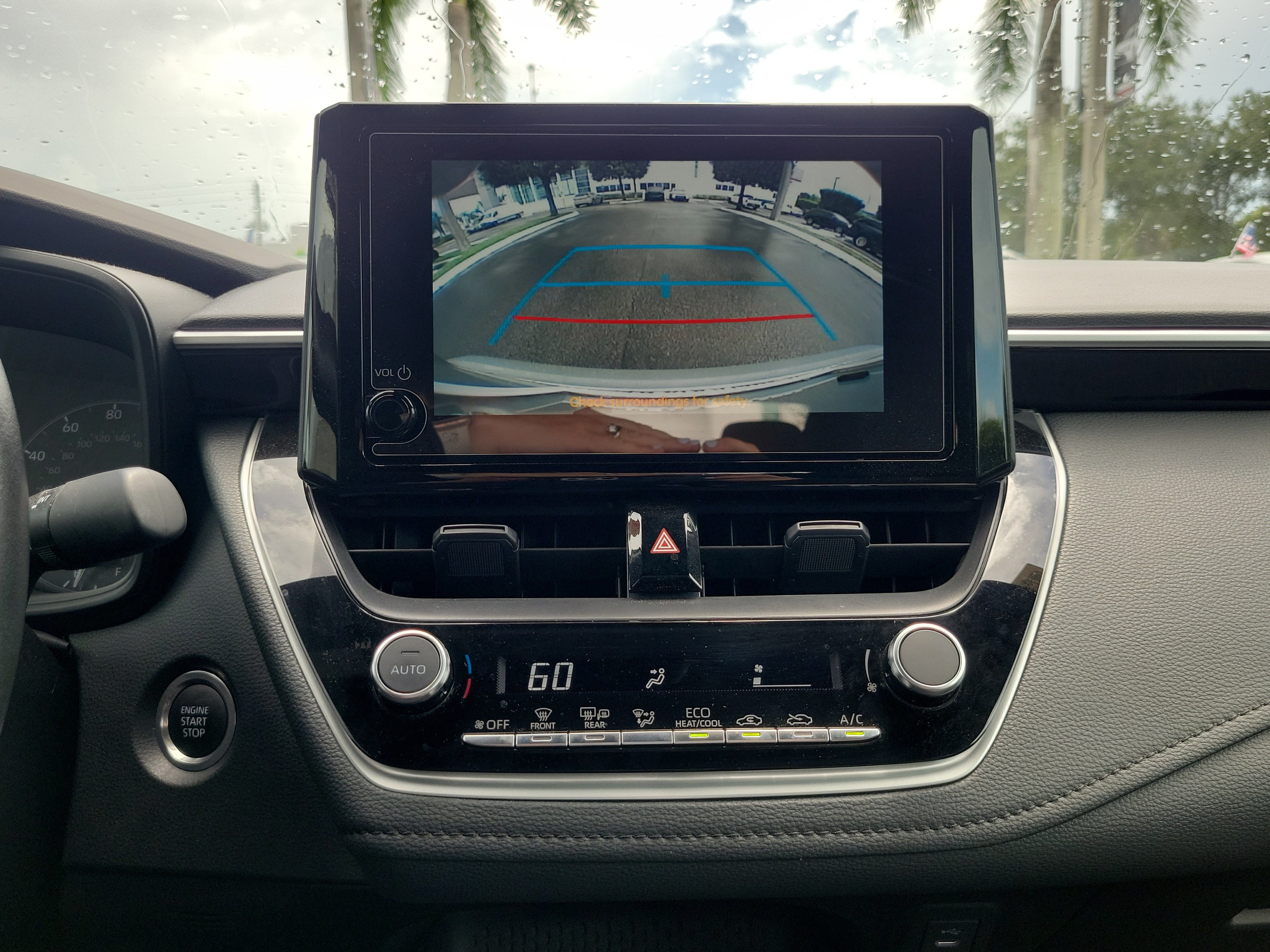 Used 2025 Toyota Corolla SE FWD image 27