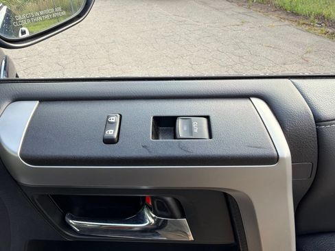 Used 2020 Toyota 4Runner Limited AWD/4WD image 15