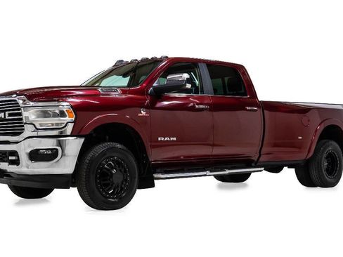 Used 2020 RAM 3500 Laramie w/ Max Tow Package AWD/4WD image 2