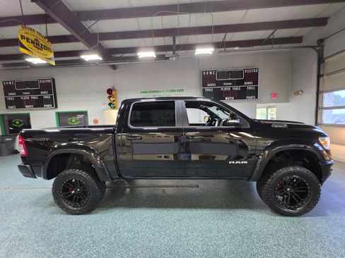 Used 2022 RAM 1500 Big Horn AWD/4WD image 5