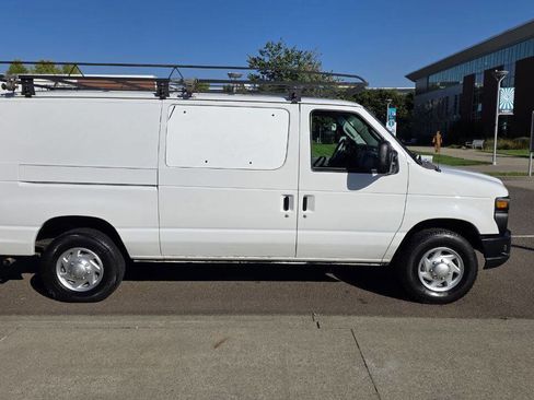 Used 2011 Ford E-250 and Econoline 250 w/ PWR Group image 4