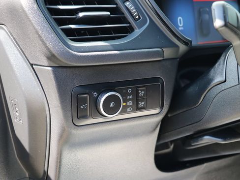 Certified 2025 Ford Escape ST-Line Select AWD/4WD image 10