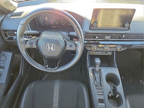 Used 2023 Honda Civic Sport image 18