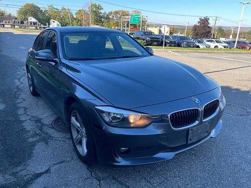 Used 2015 BMW 320i xDrive Sedan image 3