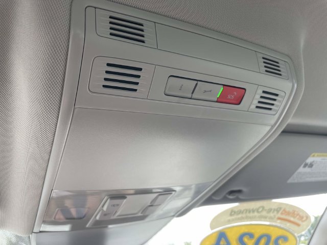 Certified 2024 Volkswagen Taos S FWD image 29