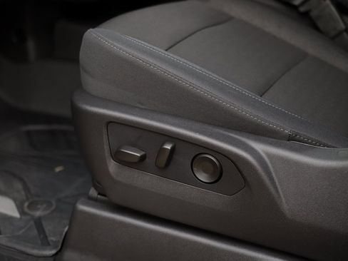 New 2025 Chevrolet Silverado 1500 Custom image 23