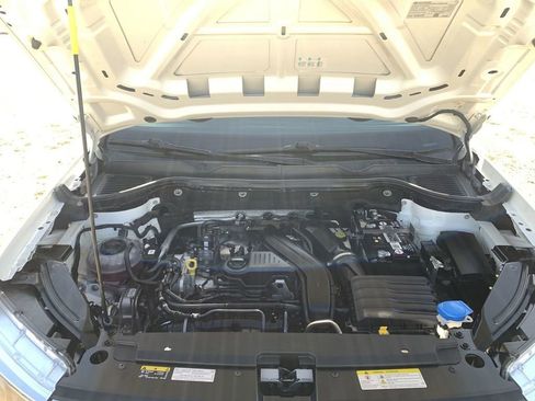 Used 2022 Volkswagen Taos SE image 28