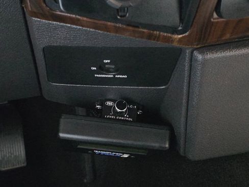 Used 2014 Ford F250 Lariat w/ Chrome Package image 34