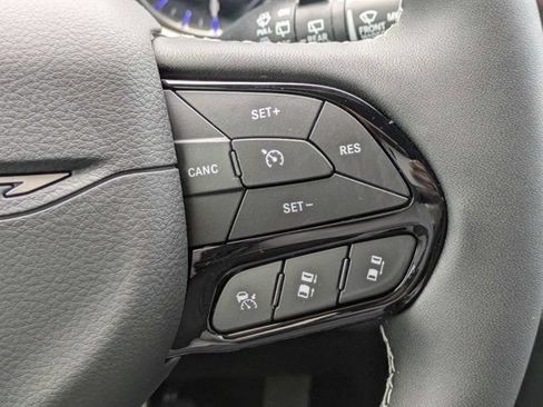 New 2027 Chrysler Pacifica Limited FWD image 29