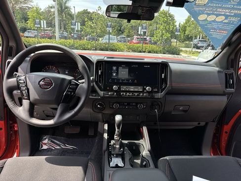 Used 2025 Nissan Frontier PRO-4X w/ Pro Convenience Package AWD/4WD image 36