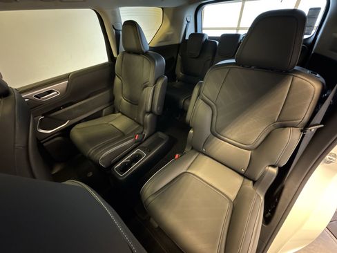 New 2026 INFINITI QX80 Luxe w/ Cargo Package image 22