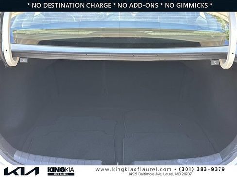 Used 2023 Kia Forte LXS w/ LXS Technology Package FWD image 18