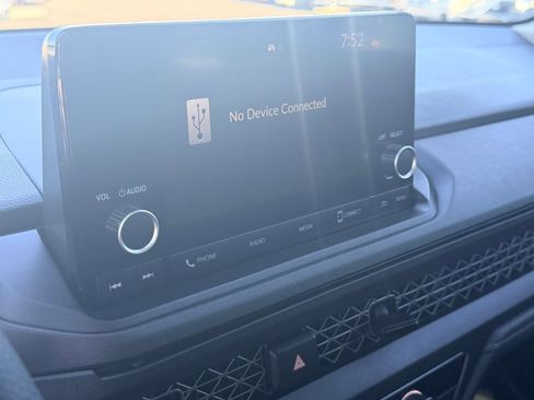 Certified 2023 Honda Accord LX image 25