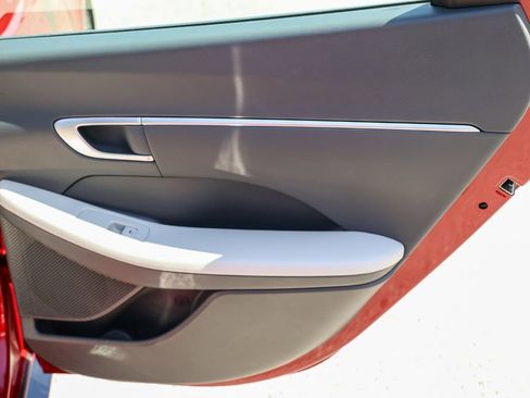 Used 2025 Hyundai Sonata SEL FWD image 18