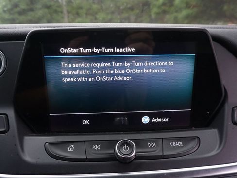 Used 2019 Chevrolet Blazer LT FWD image 11