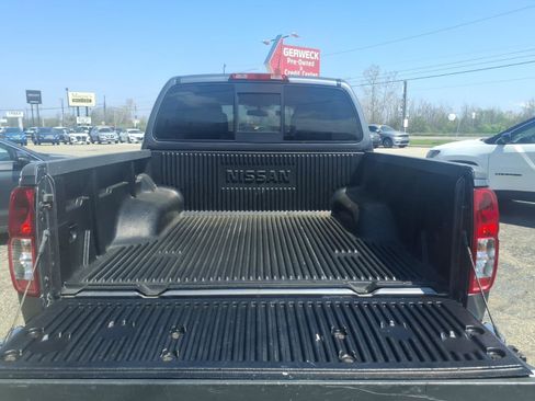 Used 2019 Nissan Frontier SV AWD/4WD image 7