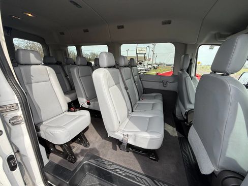Used 2016 Ford Transit 350 XL image 10