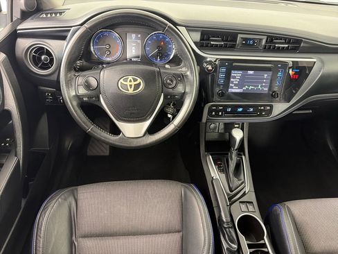 Used 2019 Toyota Corolla SE FWD image 14