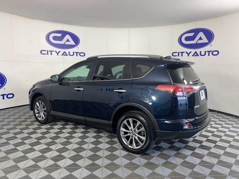 Used 2017 Toyota RAV4 Limited AWD/4WD image 5