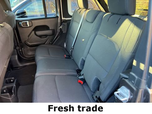Certified 2022 Jeep Wrangler Unlimited Sport image 4