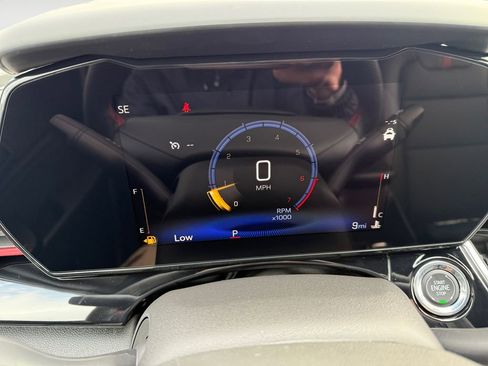 New 2026 Chevrolet Trax RS w/ Sunroof Package image 19