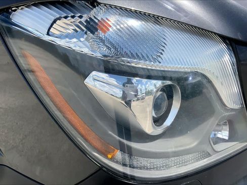 Used 2018 Mercedes-Benz Sprinter 2500 image 26