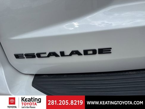 Used 2022 Cadillac Escalade Sport w/ Touring Package image 9