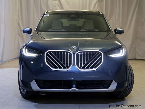 Certified 2025 BMW X3 xDrive30i image 5