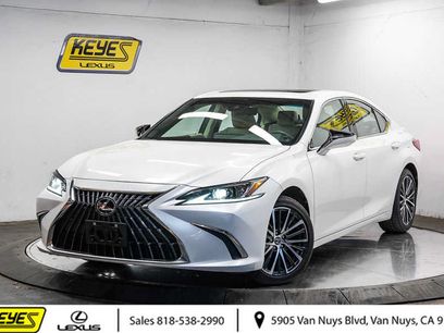 Used 2024 Lexus ES 300h w/ Premium Package