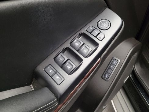Used 2015 GMC Yukon SLT w/ Open Road Package AWD/4WD image 27
