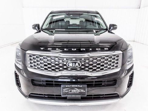 Used 2020 Kia Telluride LX image 11