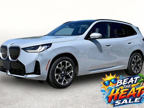 Used 2025 BMW X3 xDrive30i AWD/4WD image 5