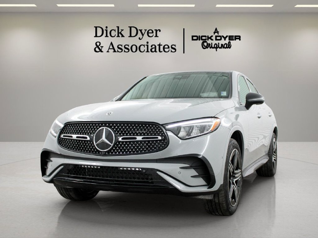 Used 2026 Mercedes-Benz GLC 300 4MATIC image 5