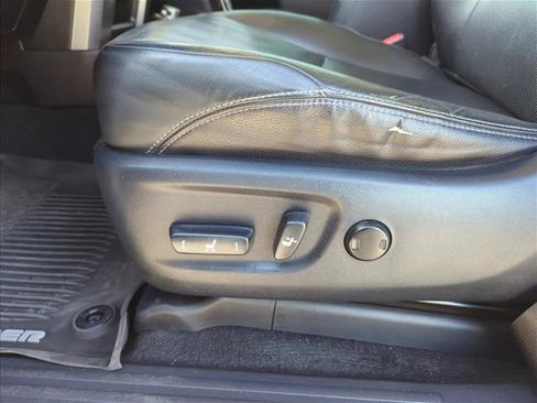 Certified 2017 Toyota 4Runner Limited image 9