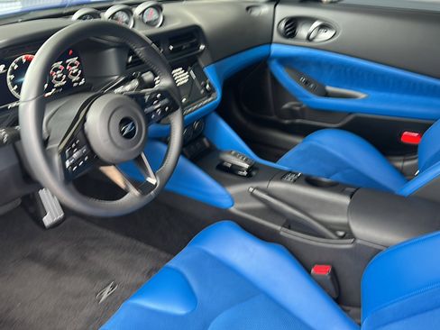 Used 2024 Nissan Z Performance w/ Floor Mat Package image 12
