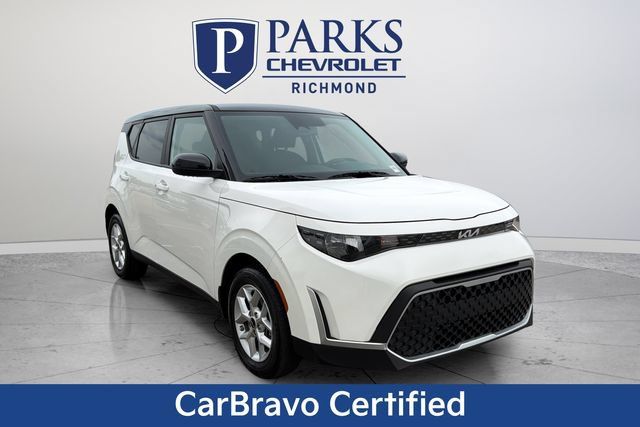 Used 2025 Kia Soul S FWD image 1