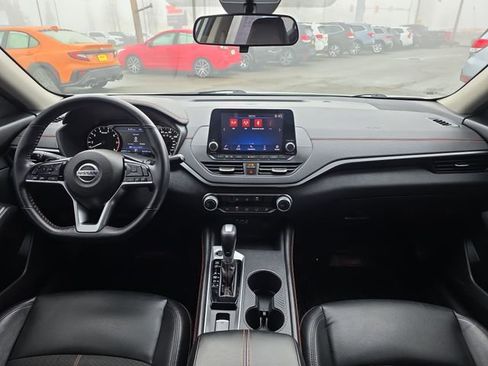 Used 2021 Nissan Altima 2.5 SR image 11