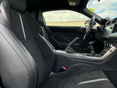 Used 2023 Toyota GR86 Premium RWD image 20