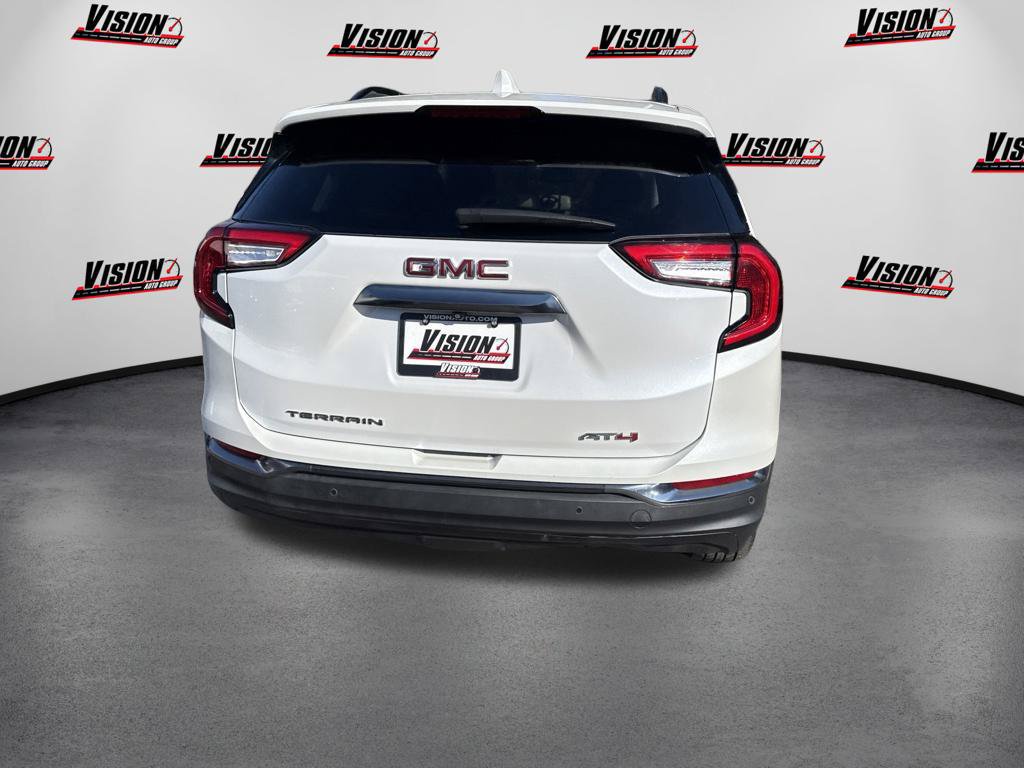 Used 2024 GMC Terrain AT4 AWD/4WD image 6