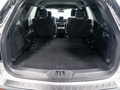 Used 2020 Ford Explorer ST w/ ST Street Pack image 11