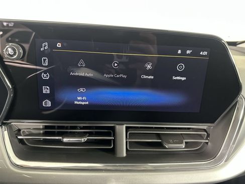 New 2026 Chevrolet Trax LT w/ LT Convenience Package FWD image 15