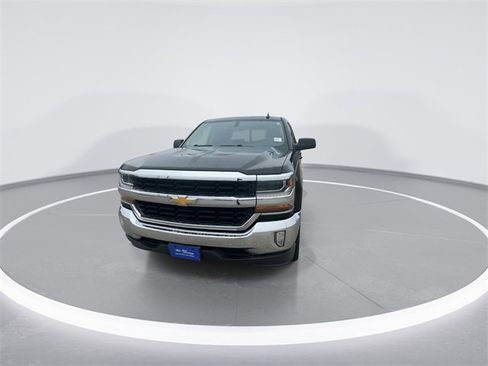 Used 2017 Chevrolet Silverado 1500 LT w/ Texas Edition image 4