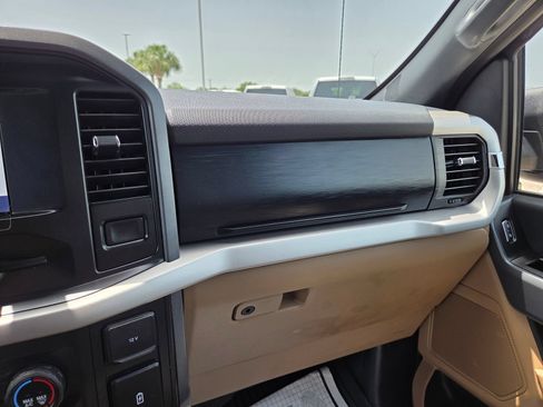 Used 2021 Ford F150 XLT AWD/4WD image 32