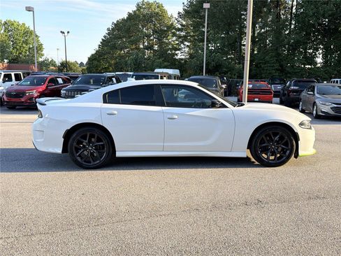 Used 2020 Dodge Charger GT w/ Blacktop Package RWD image 4
