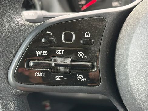 Used 2019 Mercedes-Benz Sprinter 170 image 42